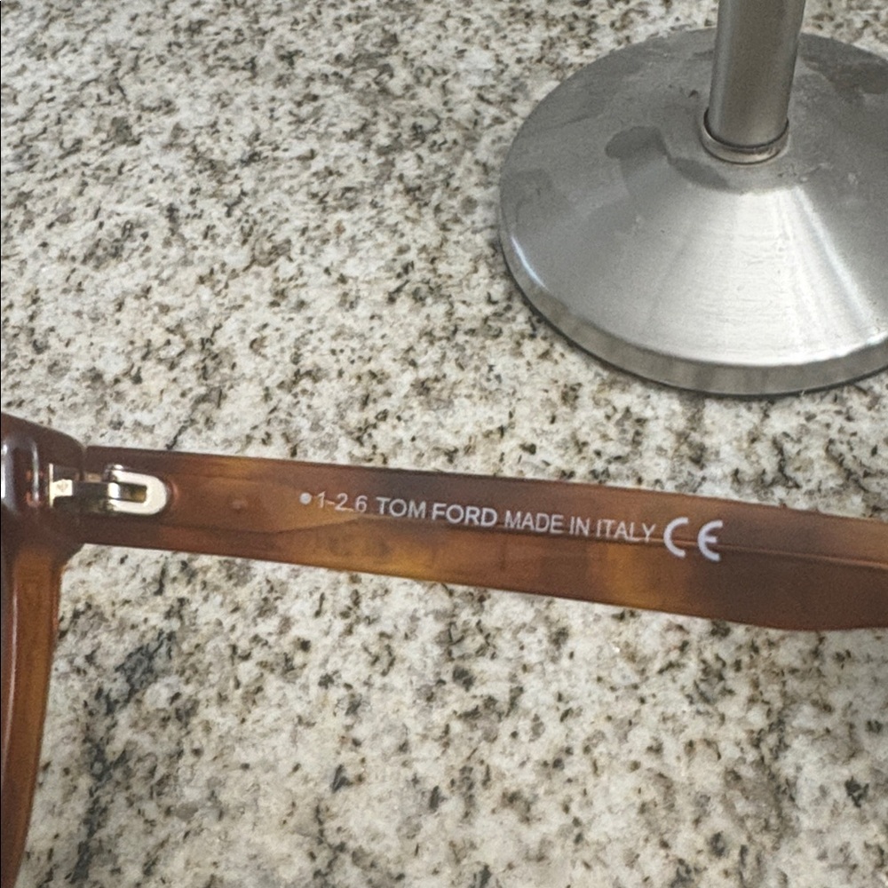Tom Ford Amarra Sunglasses - Picture 4 of 5